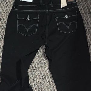 Levi's Jeans - Levi’s Sz 16 Curvy 529 Black Capri Jeans Denim NWT Levi's Jeans - Levi’s Sz 16 Curvy 529 Black Capri Jeans Denim NWT